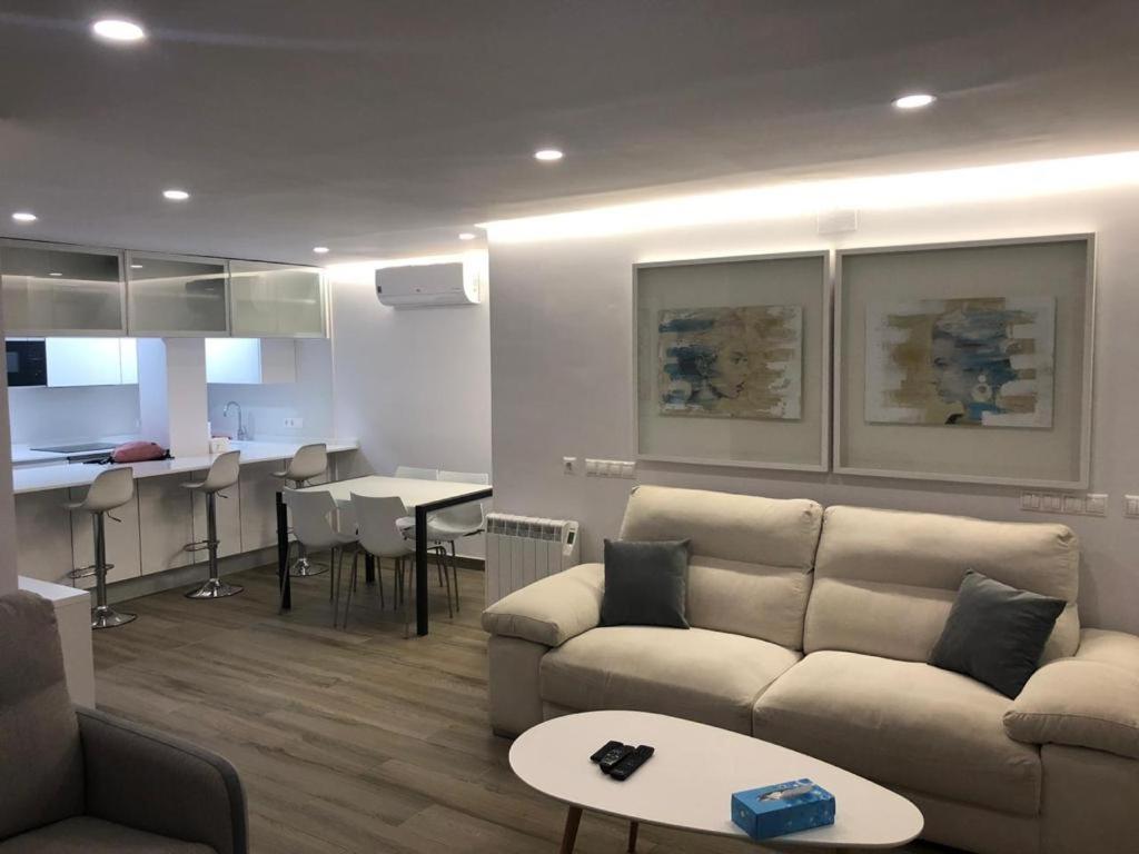 The Luxury Suite Alicante Bagian luar foto