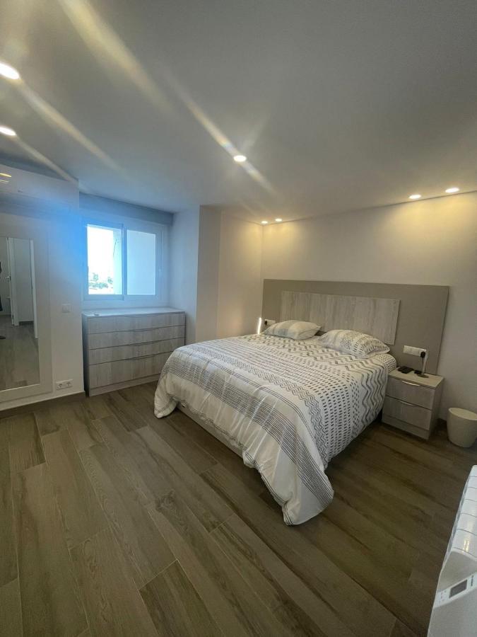 The Luxury Suite Alicante Bagian luar foto