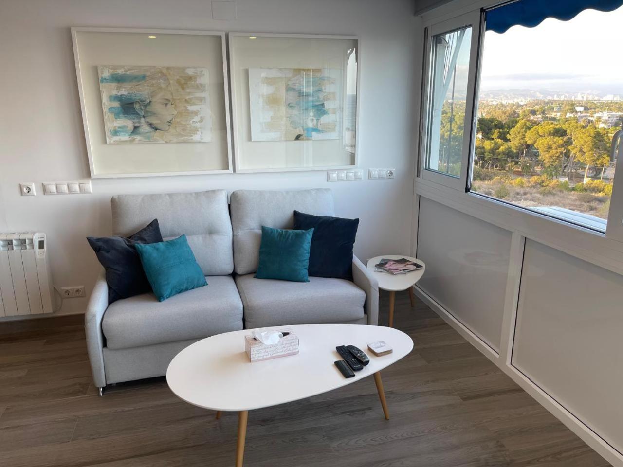 The Luxury Suite Alicante Bagian luar foto
